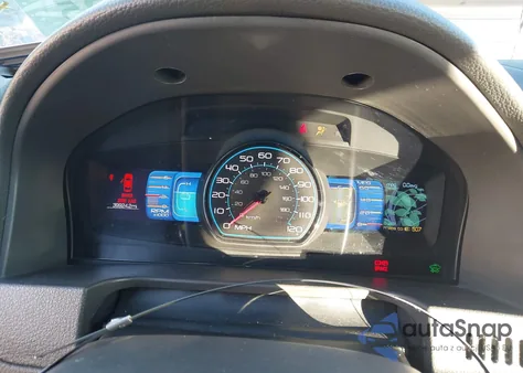 2012 Ford Fusion Hybrid from USA, damaged, VIN 3FADP0L31CR447501